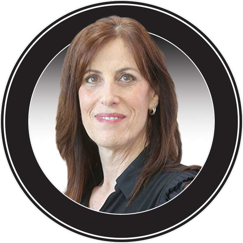 Nadine Graber headshot