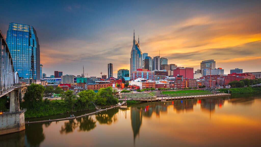 Nashville skyline at dusk